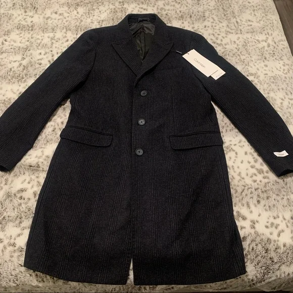 Calvin Klein Men's Malibu Slim-Fit Charcoal Plaid Overcoat - Picture 2 of 13